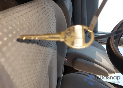 2005 Mazda Mpv Lx z USA, uszkodzony, nr VIN JM3LW28J850542756